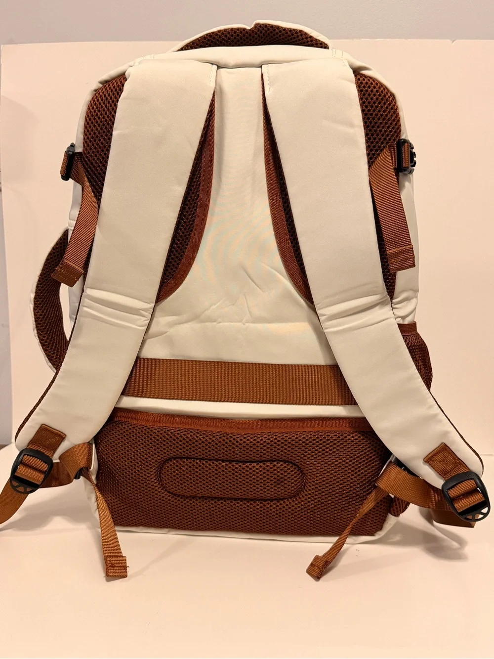 NWT Taygeer Cream and Brown Laptop Travel Backpack